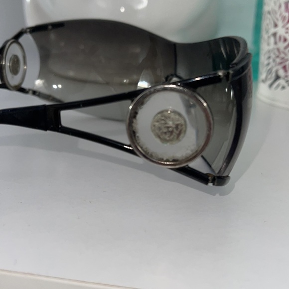 Vintage Versace Sunglasses - Picture 2 of 3